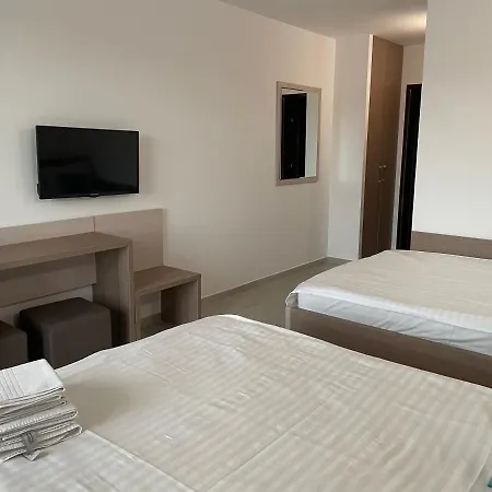 מלון Casa Jasmin Năvodari