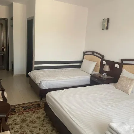 Casa Jasmin מלון 3*